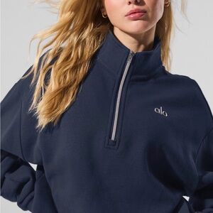 ALO Yoga Women's Navy Blue Accolade Half-Zip Sweatshirt - size small